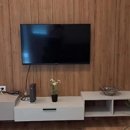 Edgar'S Tirana City Center Apartment Exterior photo